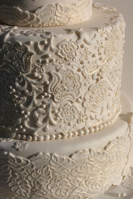 White Elegant Lace Wedding Cake