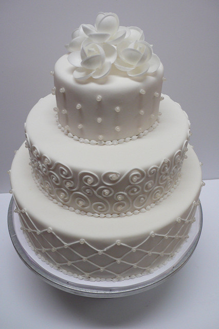 White Fondant Wedding Cake