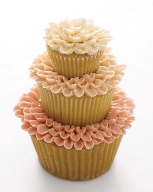 3 Tier Wedding Cake Cupcake