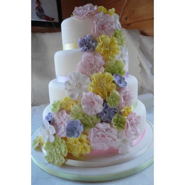 4 Tier Wedding Cake with Flowers