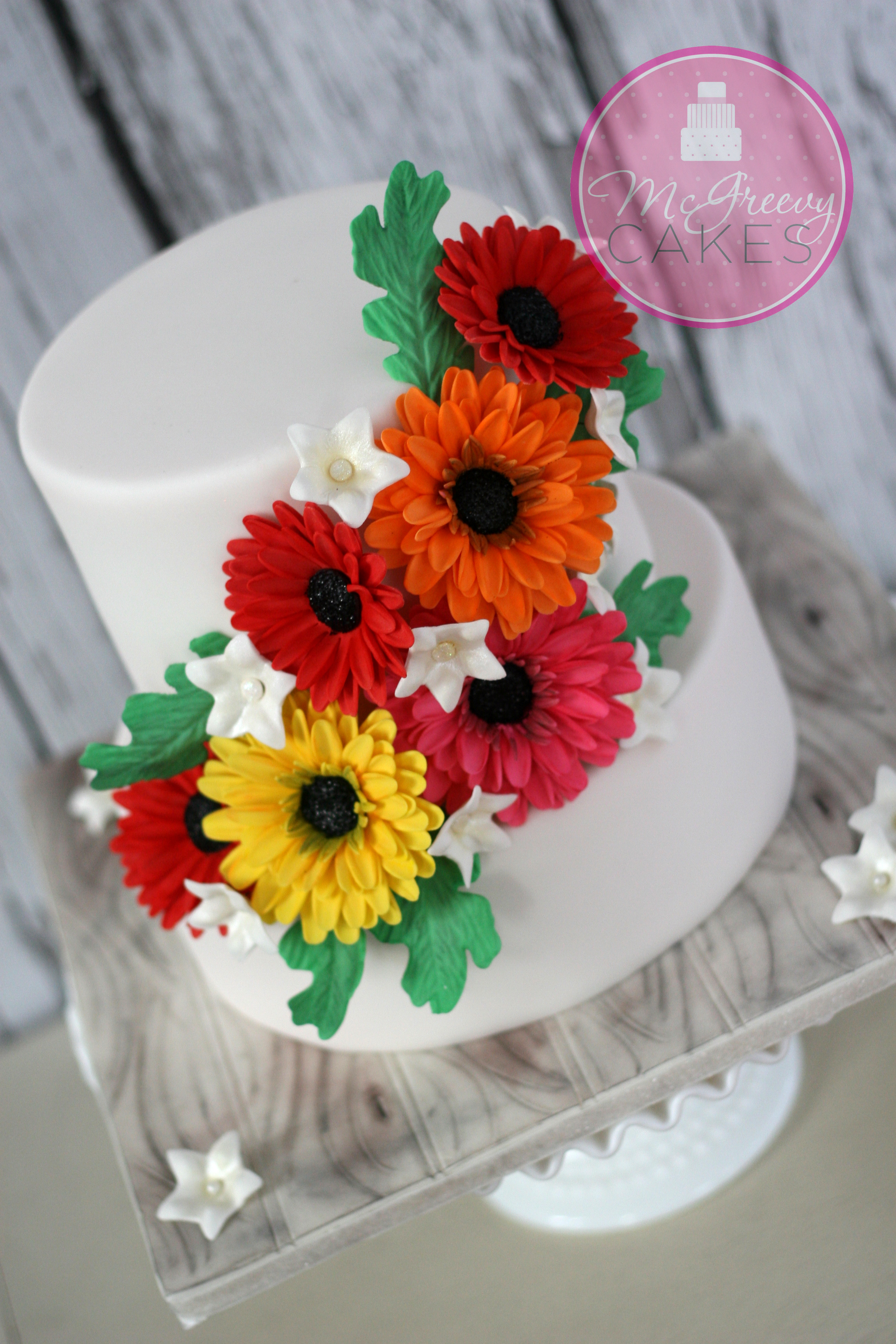 Anniversary Cake with Daisies