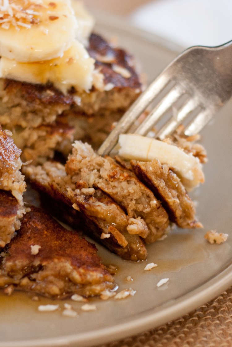 Banana Oatmeal Pancakes Banana Oatmeal Pancakes