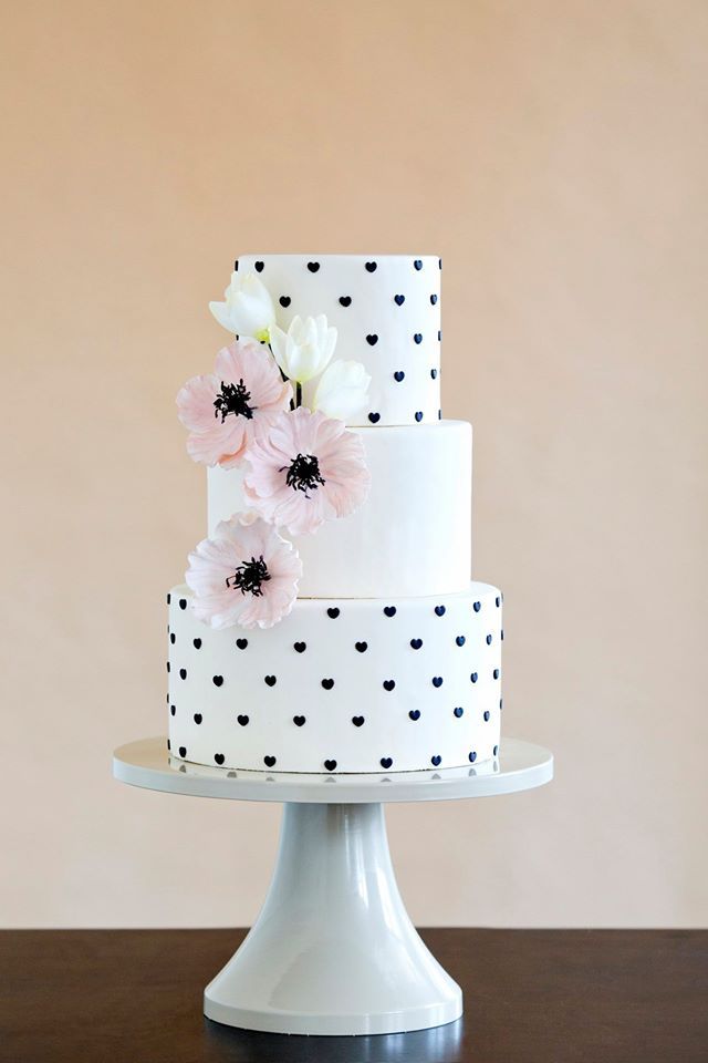 Black and White Polka Dot Wedding Cake