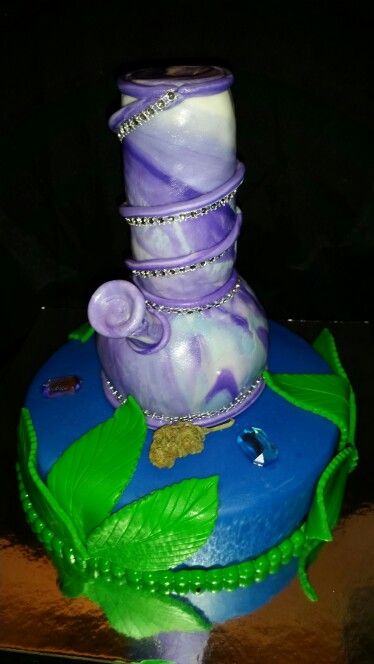 Bong Birthday Cake