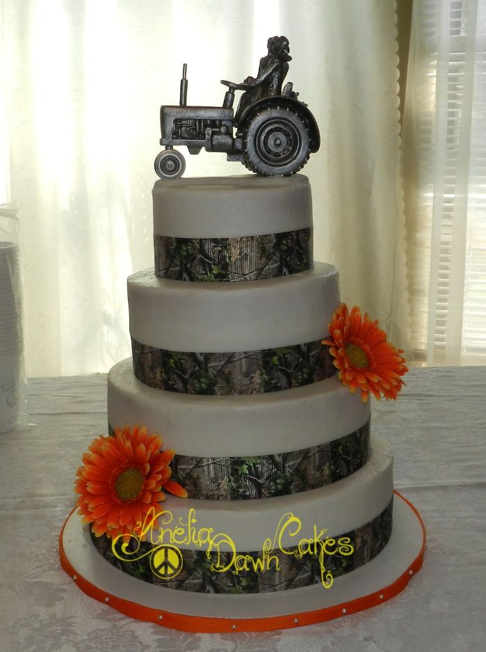 Camo Wedding Cake Camo Wedding Cake