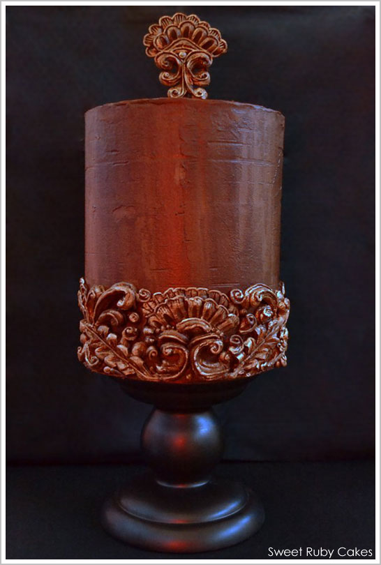 6 Photos of Carved Chocolate Cakes