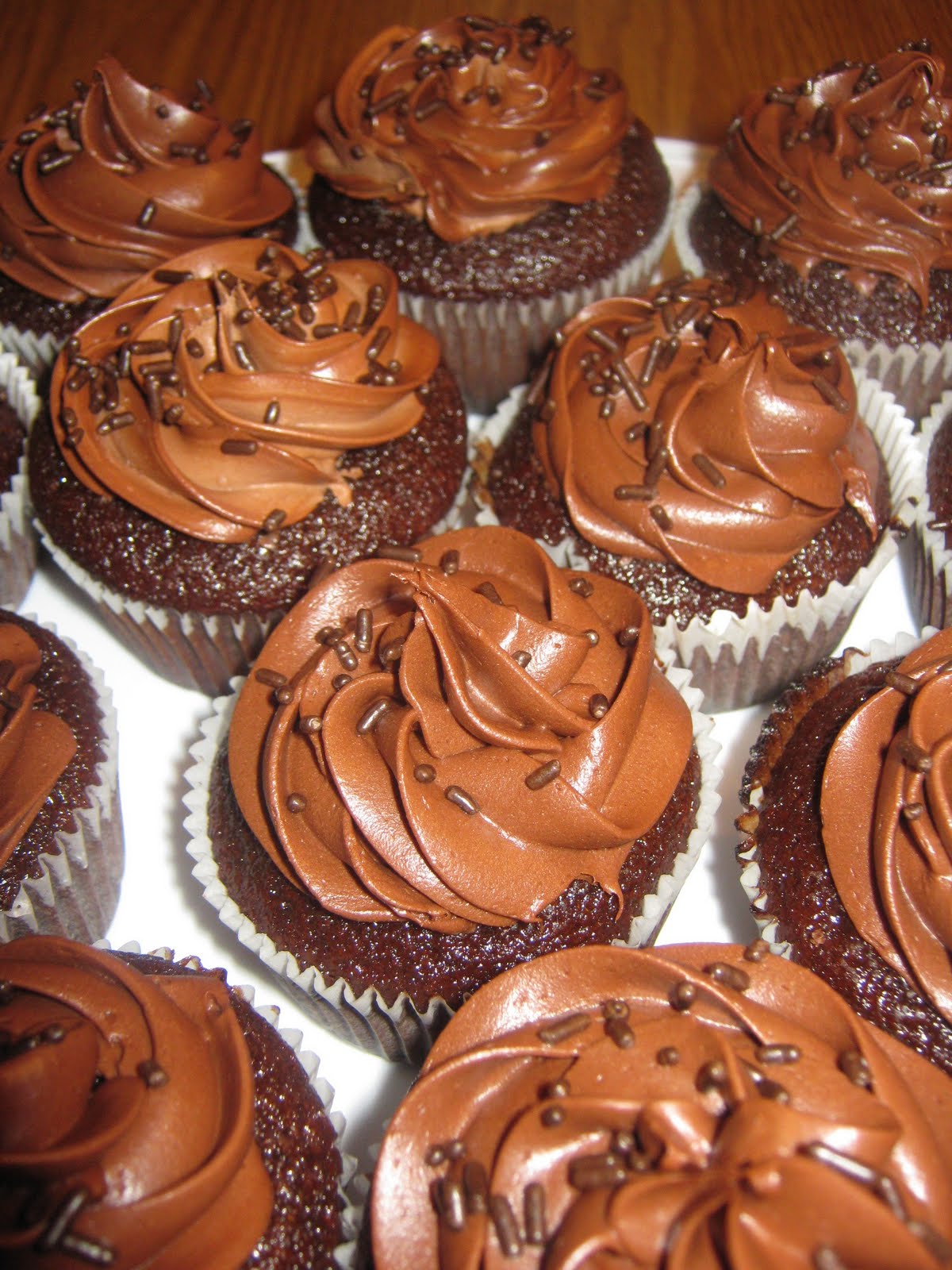 Chocolate Rolo Cupcakes