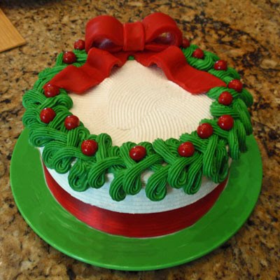 Christmas Wreath Cake