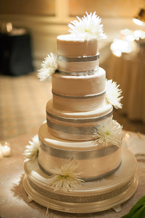 Classic Vintage Wedding Cake