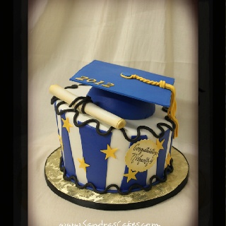 Cool Graduation Cake