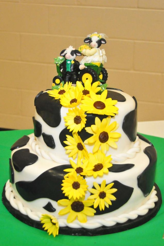 Cow Wedding Cake