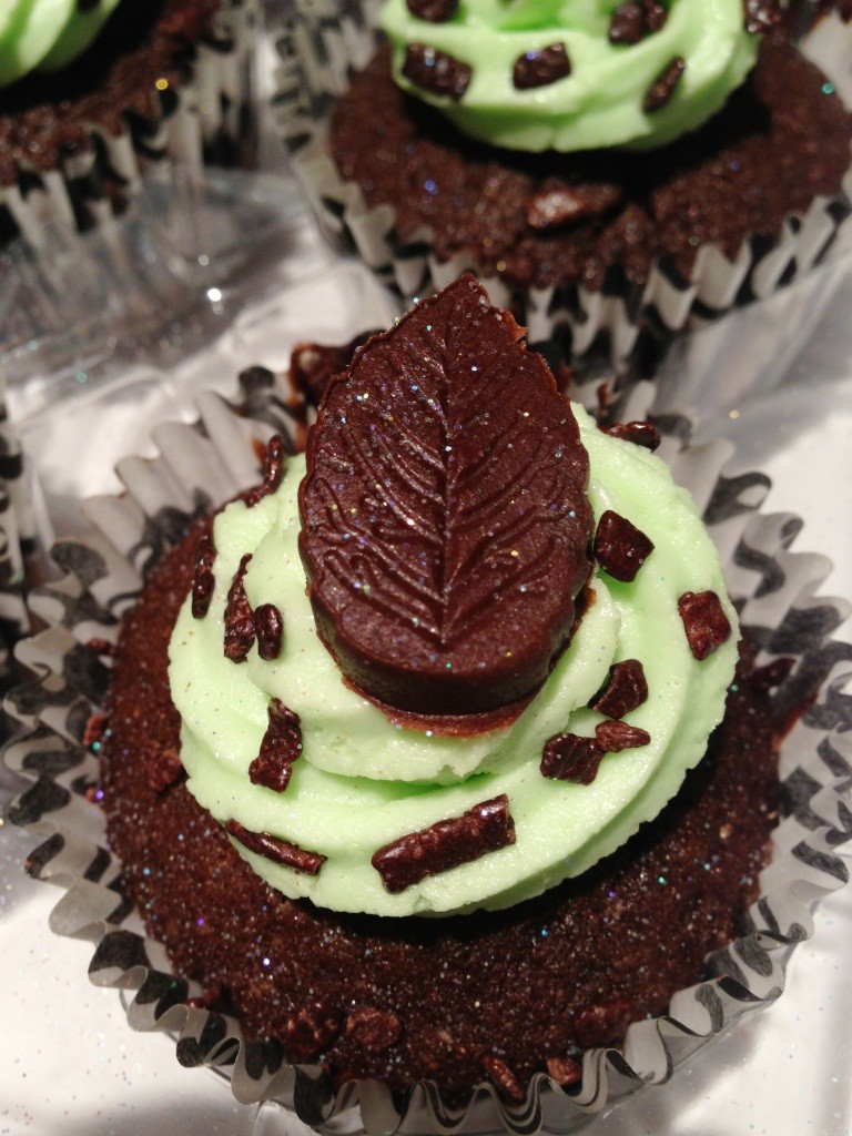 Cupcakes with Edible Glitter Cupcakes with Edible Glitter