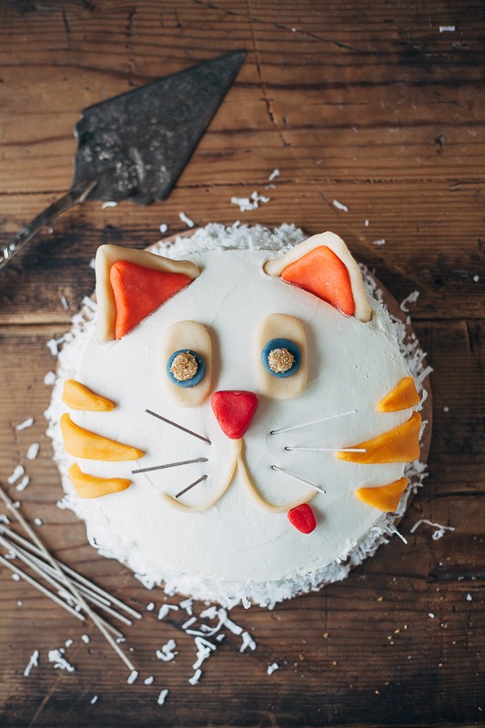 Cute Cat Cake