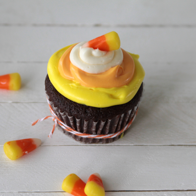 Easy Halloween Cupcakes Candy Corn