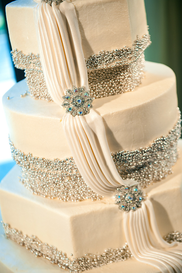 Elegant Wedding Cake