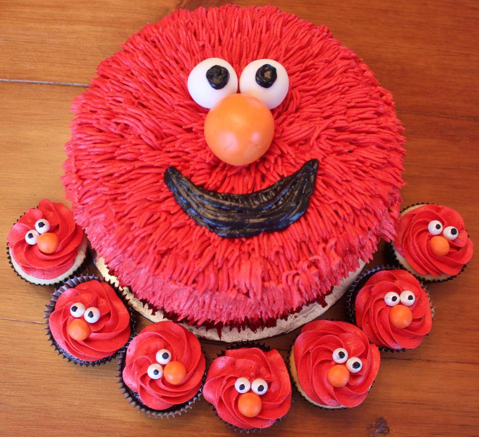 Elmo Cupcake Cake