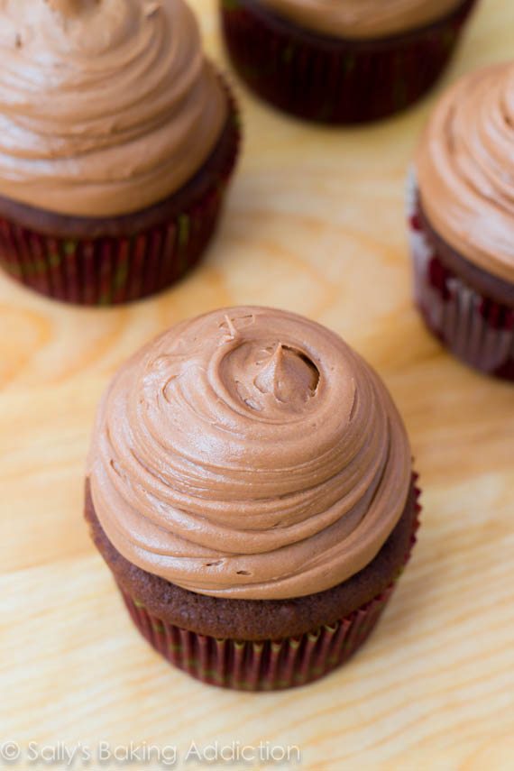 Fluffy Cupcake Frosting Chocolate