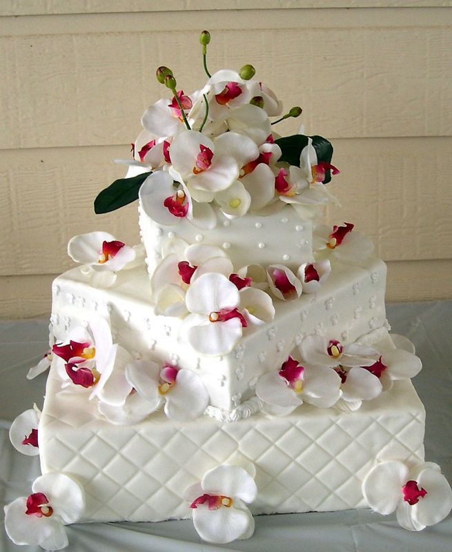 Fondant Wedding Cakes