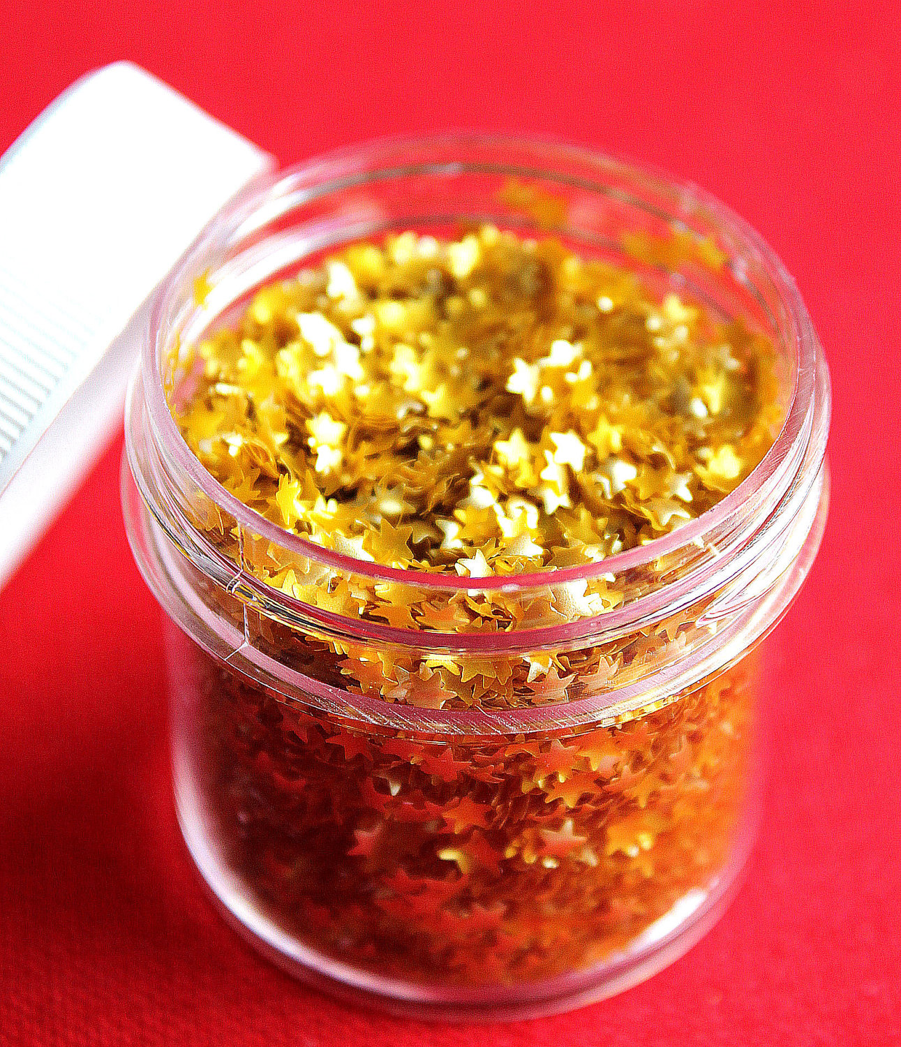 Gold Star Edible Glitter Cupcake Gold Star Edible Glitter Cupcake