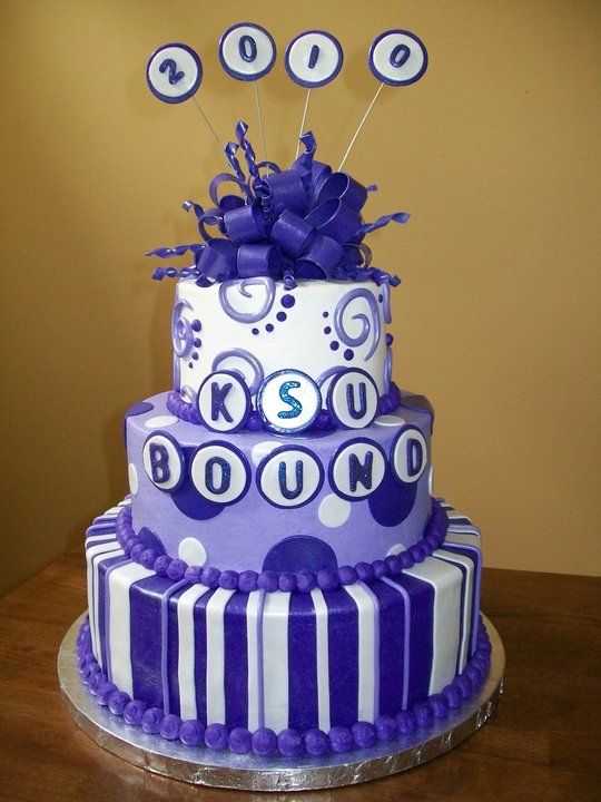 High School Graduation Cake Ideas