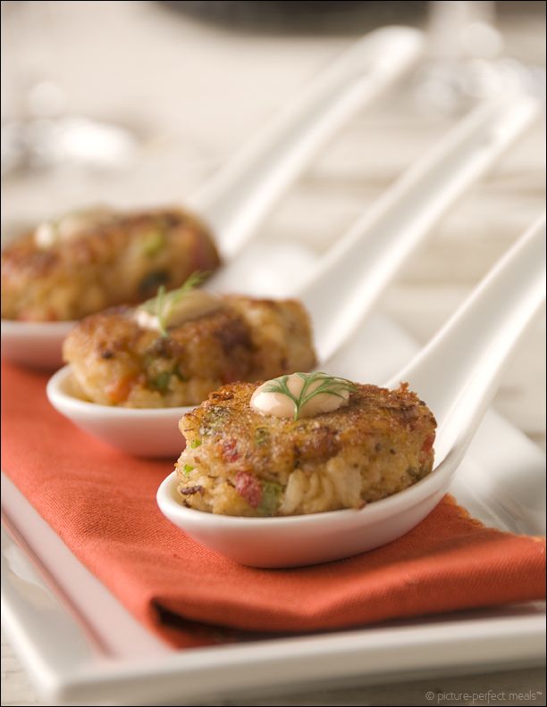 Mini Crab Cakes with Remoulade Sauce