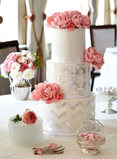 Modern Wedding Cake