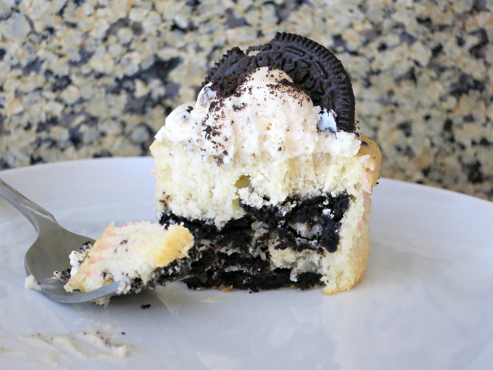 Oreo Cookies and Cream Cupcakes