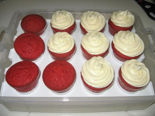 Paula Deen Red Velvet Cupcakes