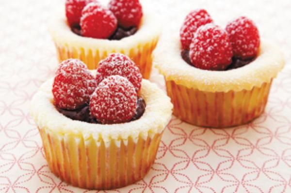 Paula Deen's Easy Cheesecake Cupcakes