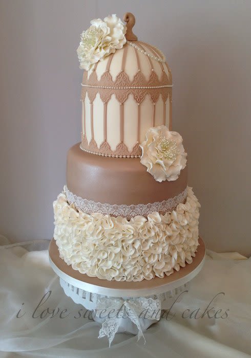 Shabby Chic Wedding Cake