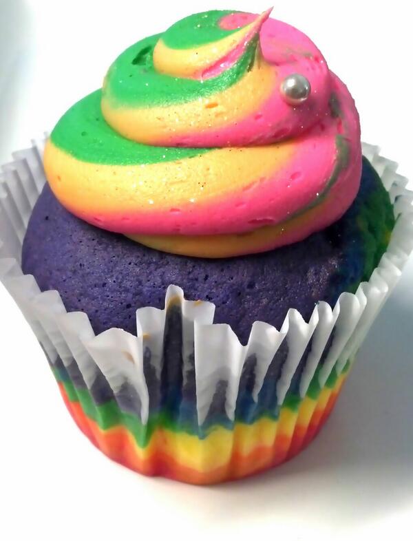 Unicorn Poop Cupcakes