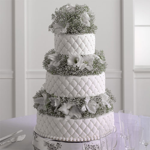 Wedding Cake with Baby Breath