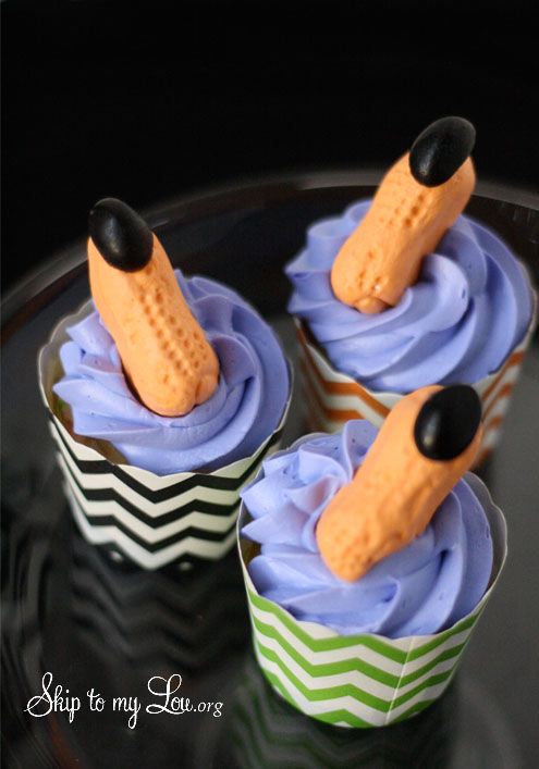 Witch Finger Halloween Cupcakes Easy