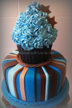 40th Birthday Cupcake Cake for Men