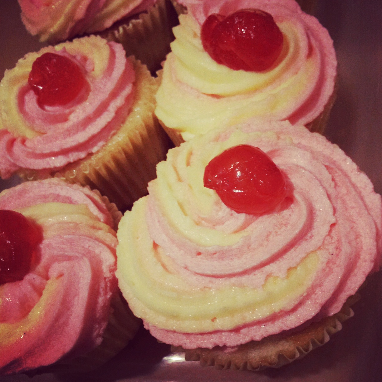 Amaretto Sour Cupcake Amaretto Sour Cupcake