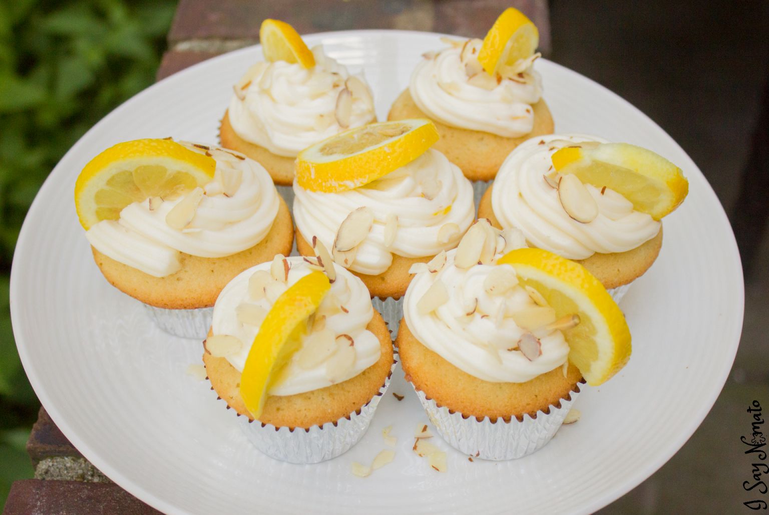 Amaretto Sour Cupcake