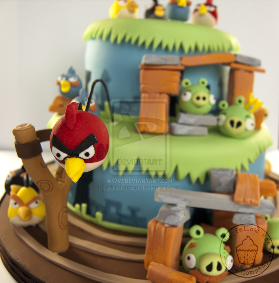 Angry Birds Cake