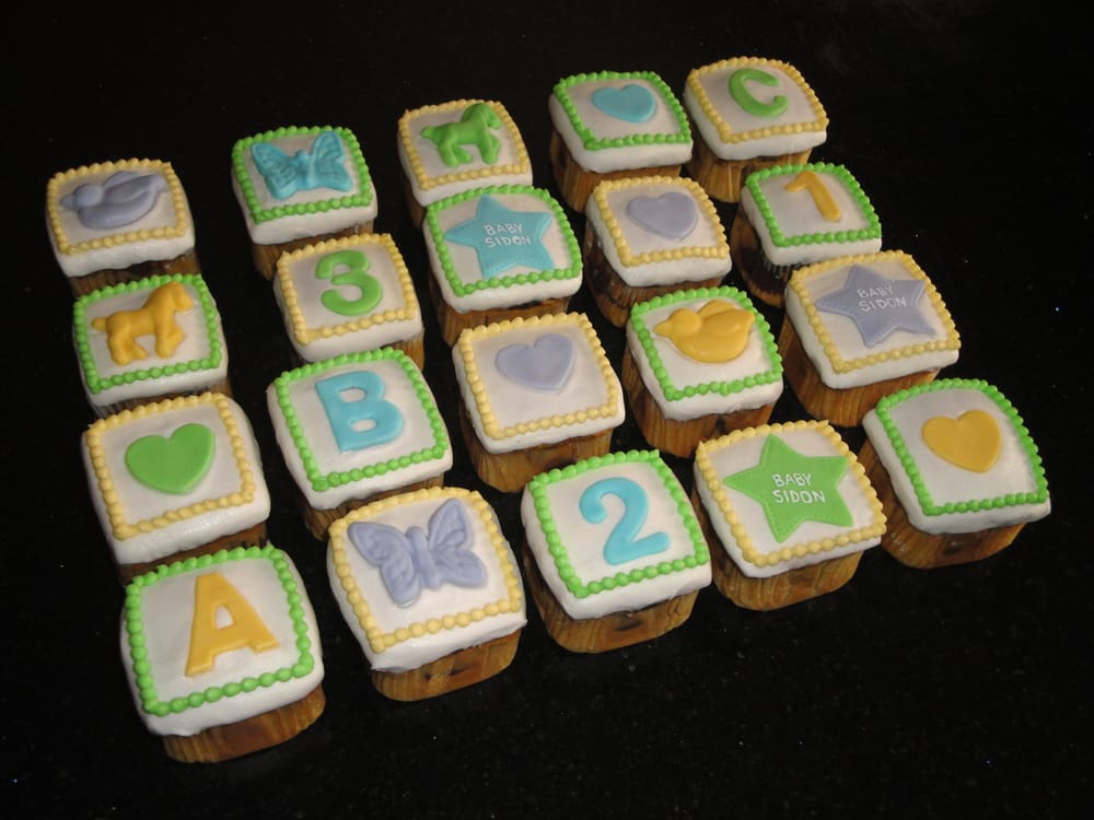 Baby Blocks Shower Cakes with Cupcakes