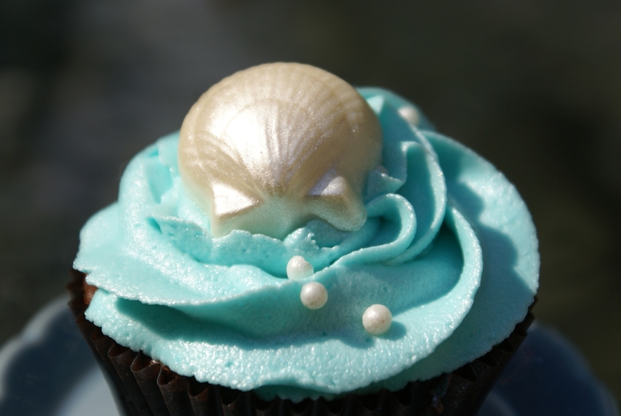 Beach Bridal Shower Cupcakes