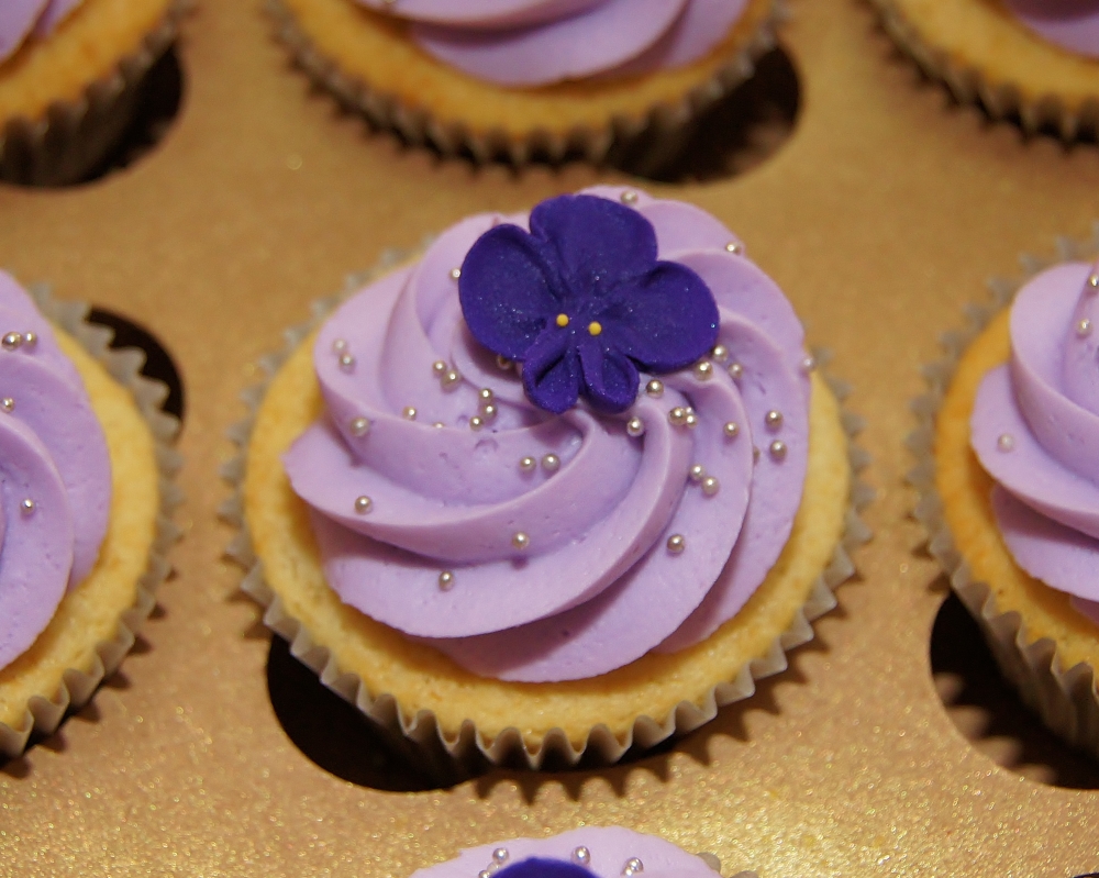 7 Photos of Bridal Shower Flower Cupcakes