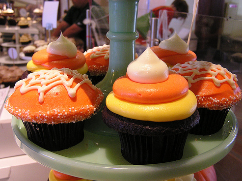 Candy Corn Halloween Cupcakes Idea