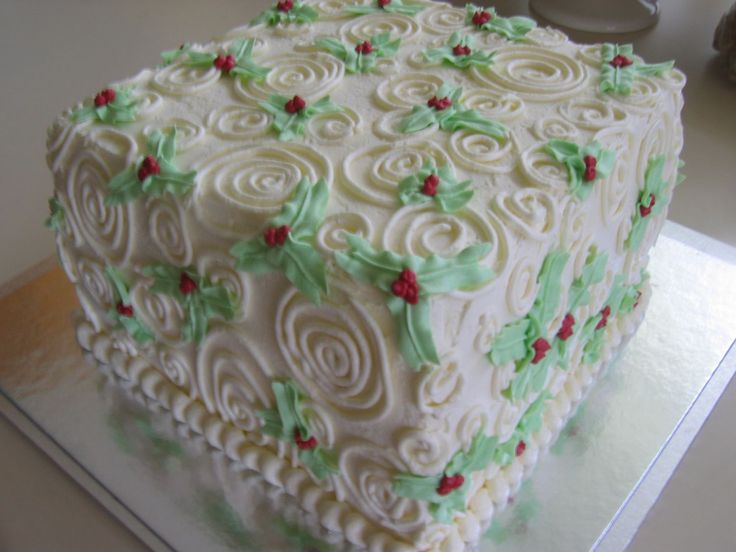 Christmas Cakes with Buttercream Icing