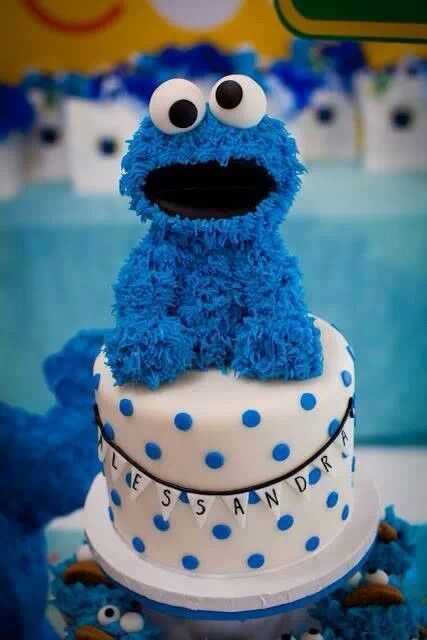 Cookie Monster Cake