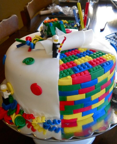 Cool LEGO Cake