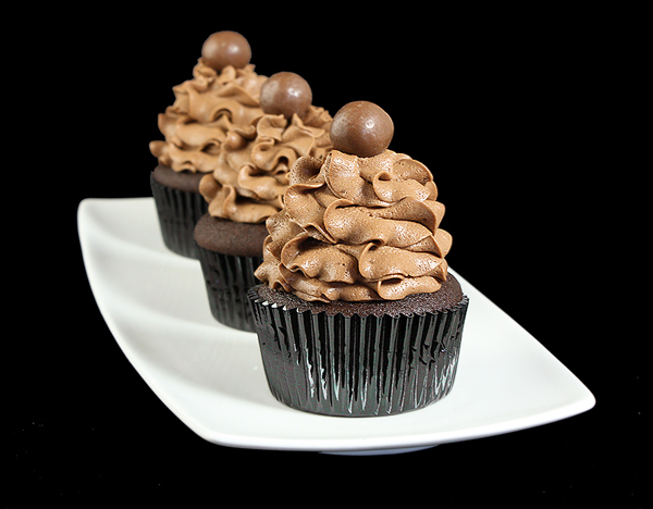 Cupcake with Chocolate Mousse Frosting