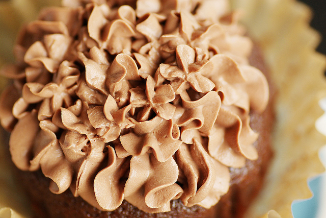 Cupcake with Chocolate Mousse Frosting