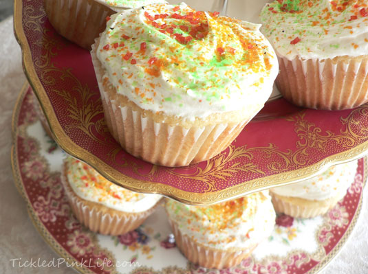 Cupcakes with Buttercream Frosting