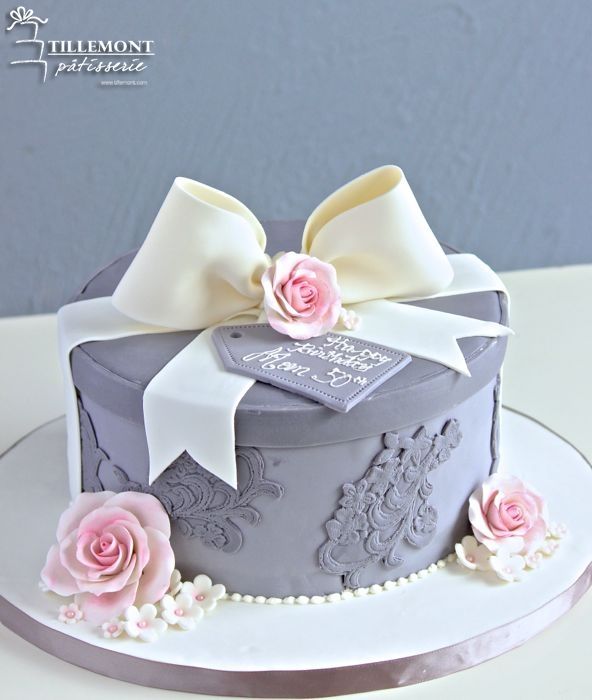 Elegant Single Layer Birthday Cake