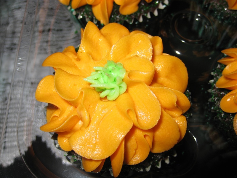 Fall Flower Cupcake