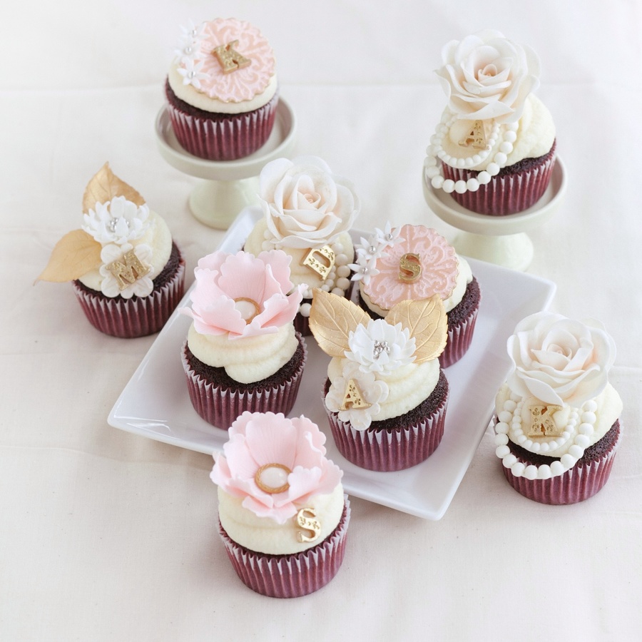 Gold Bridal Shower Cupcakes Gold Bridal Shower Cupcakes